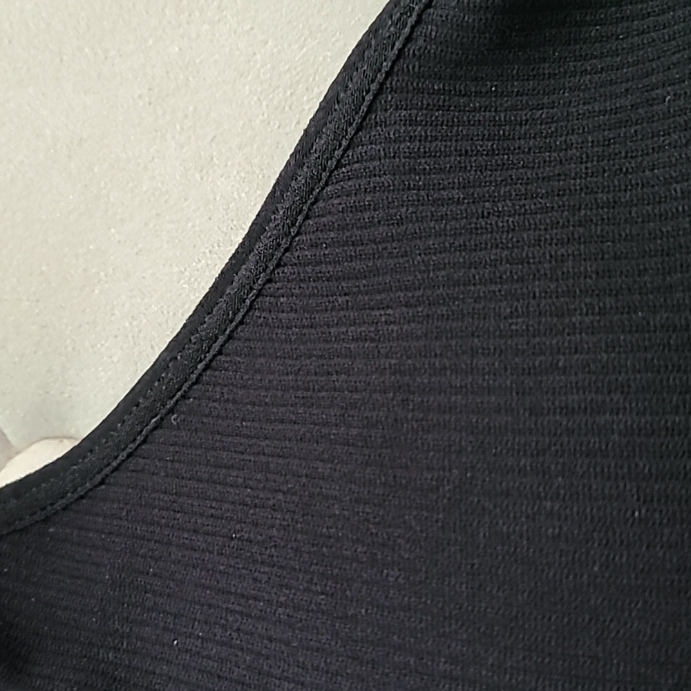 NWT Rline Bralette. Size small. - Picture 3 of 9